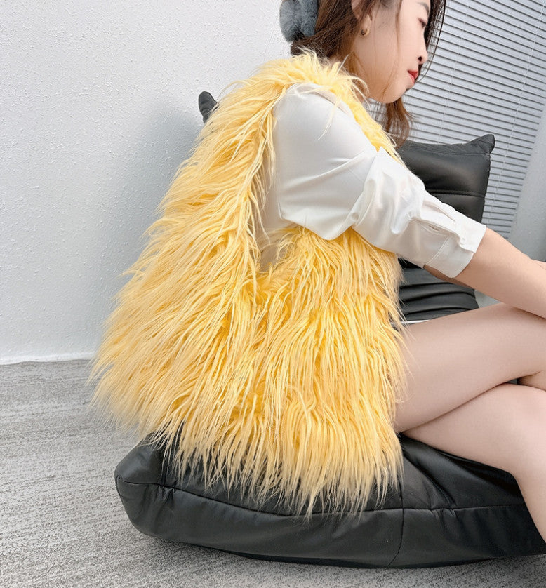 Large-Capacity Faux Fur Tote Bag Handheld Plush Bag