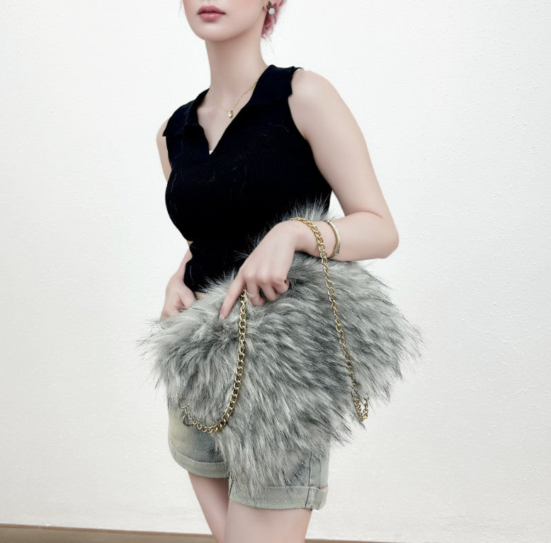 Vintage-inspired Puffy Fur Clutch with Large Capacity