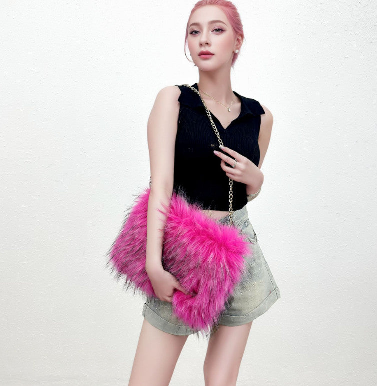 Vintage-inspired Puffy Fur Clutch with Large Capacity