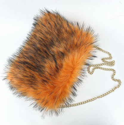 Vintage-inspired Puffy Fur Clutch with Large Capacity
