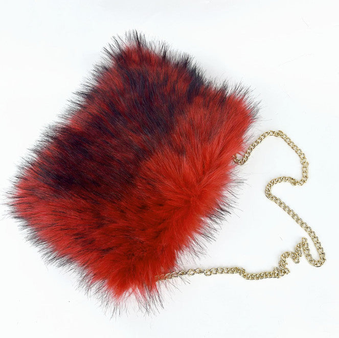 Vintage-inspired Puffy Fur Clutch with Large Capacity