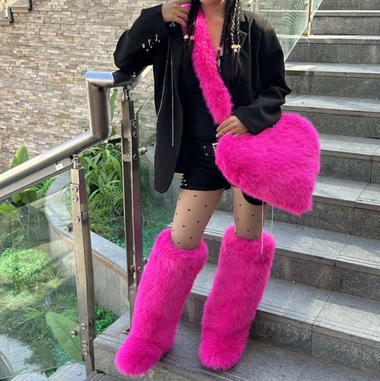 Women's 2Pcs Winter Set - Heart-Shaped Tote Bag with Over-the-Knee Faux Fur Snow Boots