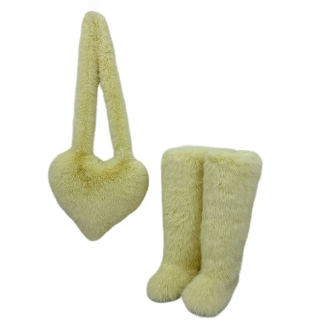 Women's 2Pcs Winter Set - Heart-Shaped Tote Bag with Over-the-Knee Faux Fur Snow Boots