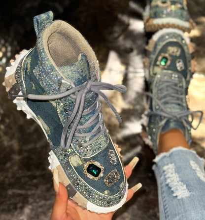 Designer Shiny Sequins Chunky Platform Sneakers Women Breathable Lace Up Height Increase Shoes Woman Fashion Cute Pink Sneakers Luxury