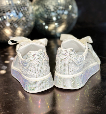 Women's Luxury Sports Shoes Crystal metal decoration Flat Shoes Lace up Water Diamond Fashion Designer Casual Shoes Zapatos Mujer Shiny outdoor