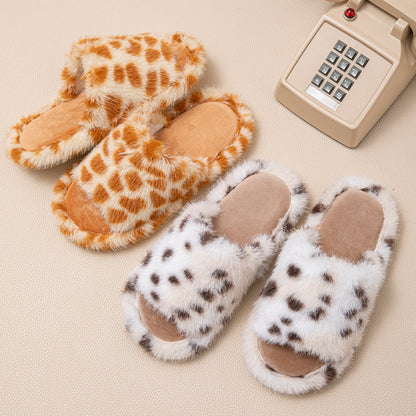 Wholesale woman warm furry slippers