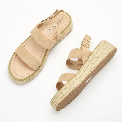 Round-toed sandals for women