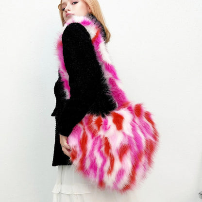 Women's Faux Fox Fur Shoulder Bag - Stylish Heart-shaped Plush Bag with Premium Vibe
